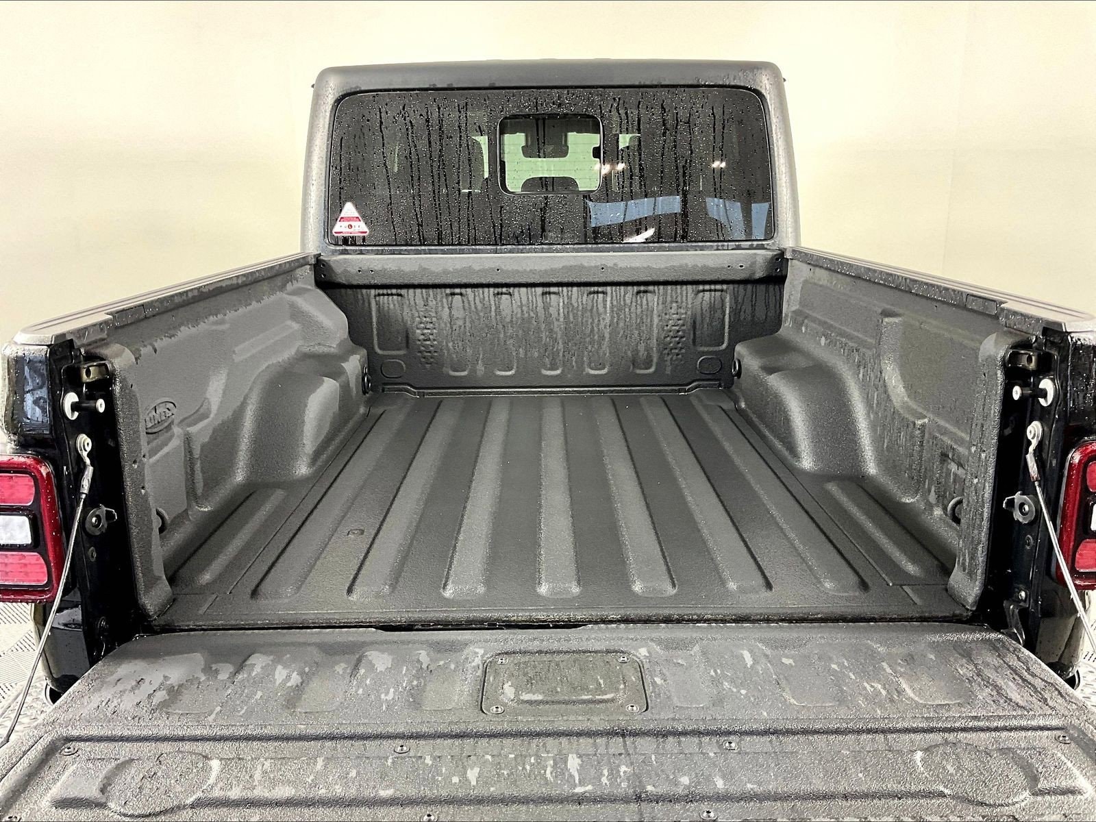 2020 Jeep Gladiator Overland - Photo 7
