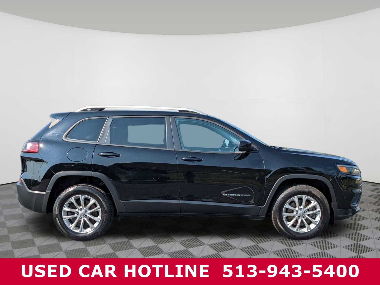 Used 2020 Jeep Cherokee Latitude with VIN 1C4PJMCB0LD523239 for sale in Batavia, OH