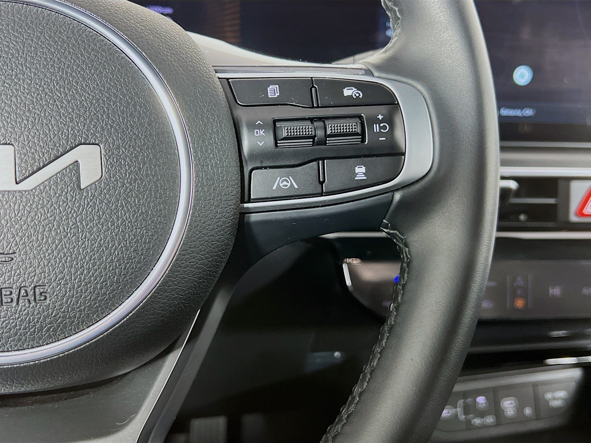 2025 Kia K5 GT-Line - Photo 18