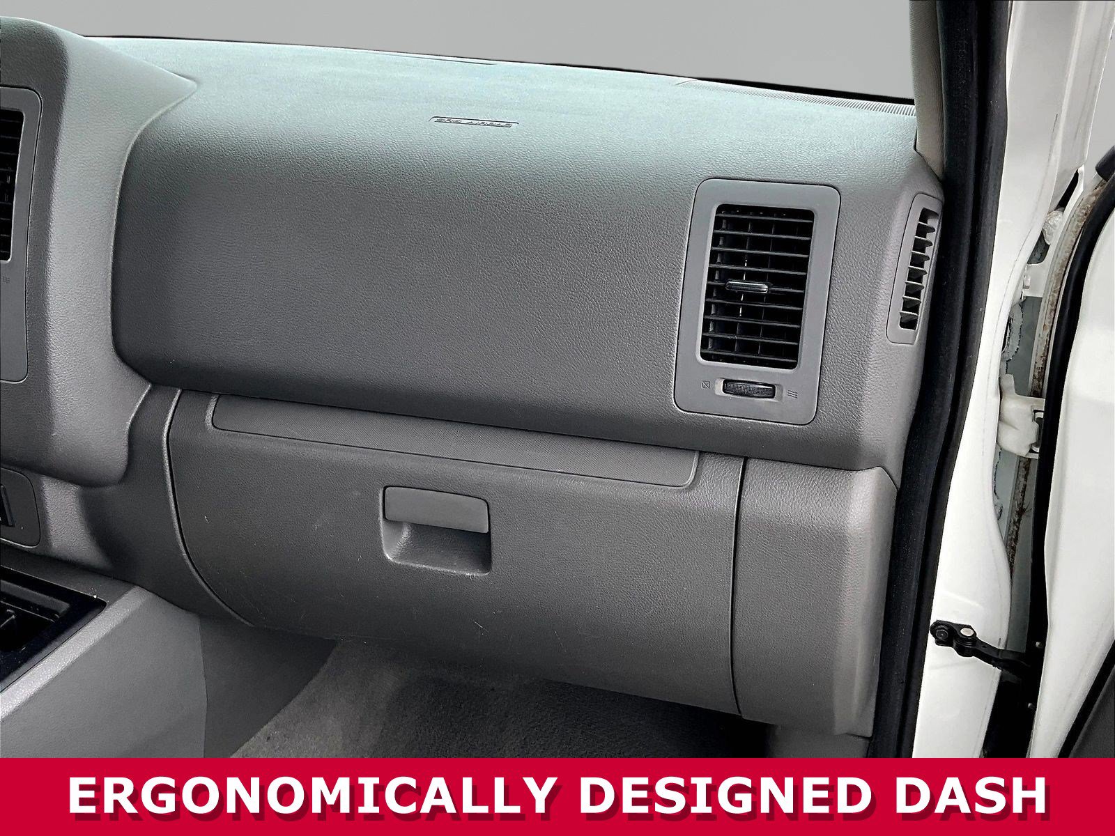 2016 Nissan NV Passenger SV - Photo 27