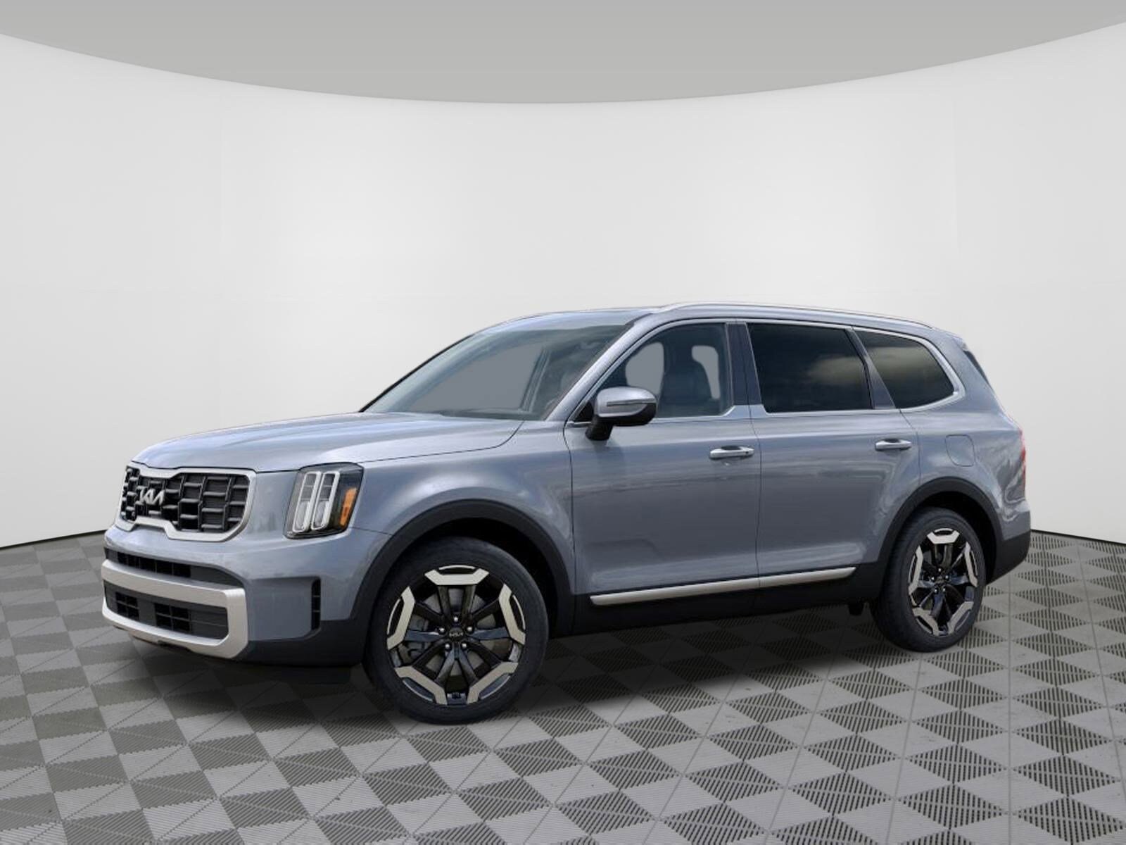 2025 Kia Telluride S photo 3