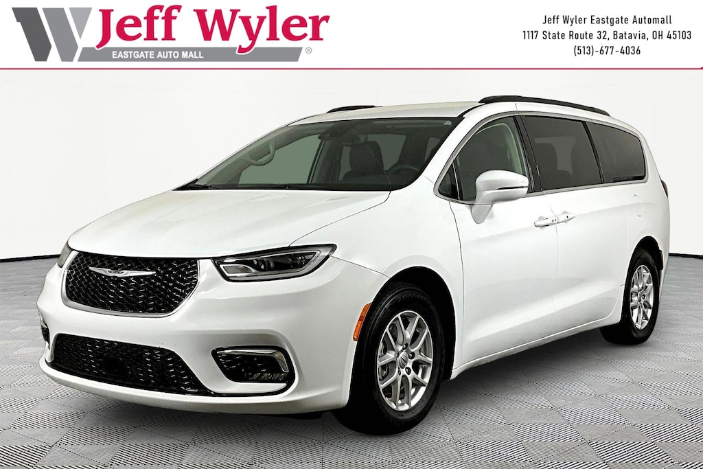 Used 2022 Chrysler Pacifica Touring L Van Passenger Van