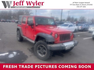 2013 Jeep Wrangler Unlimited Sahara SUV