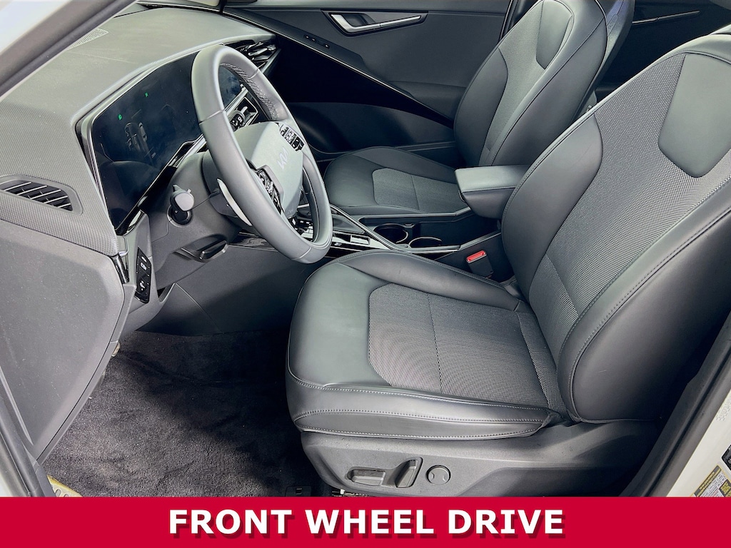 Used 2023 Kia Niro EX Touring SUV