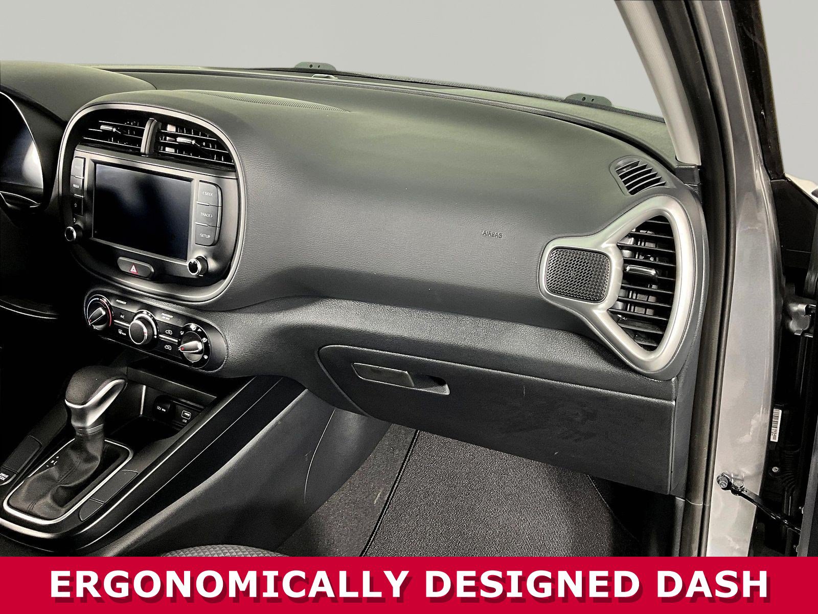 2025 Kia Soul LX - Photo 25