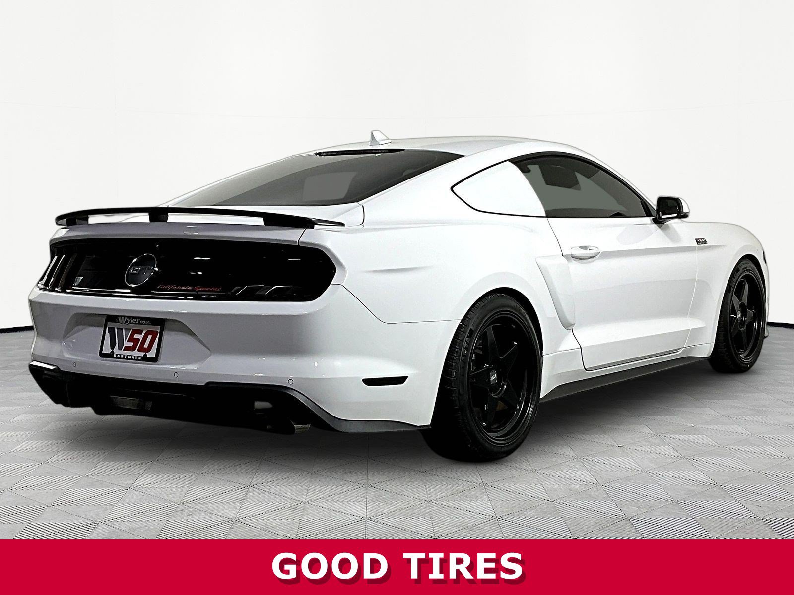 2020 Ford Mustang GT Premium - Photo 8