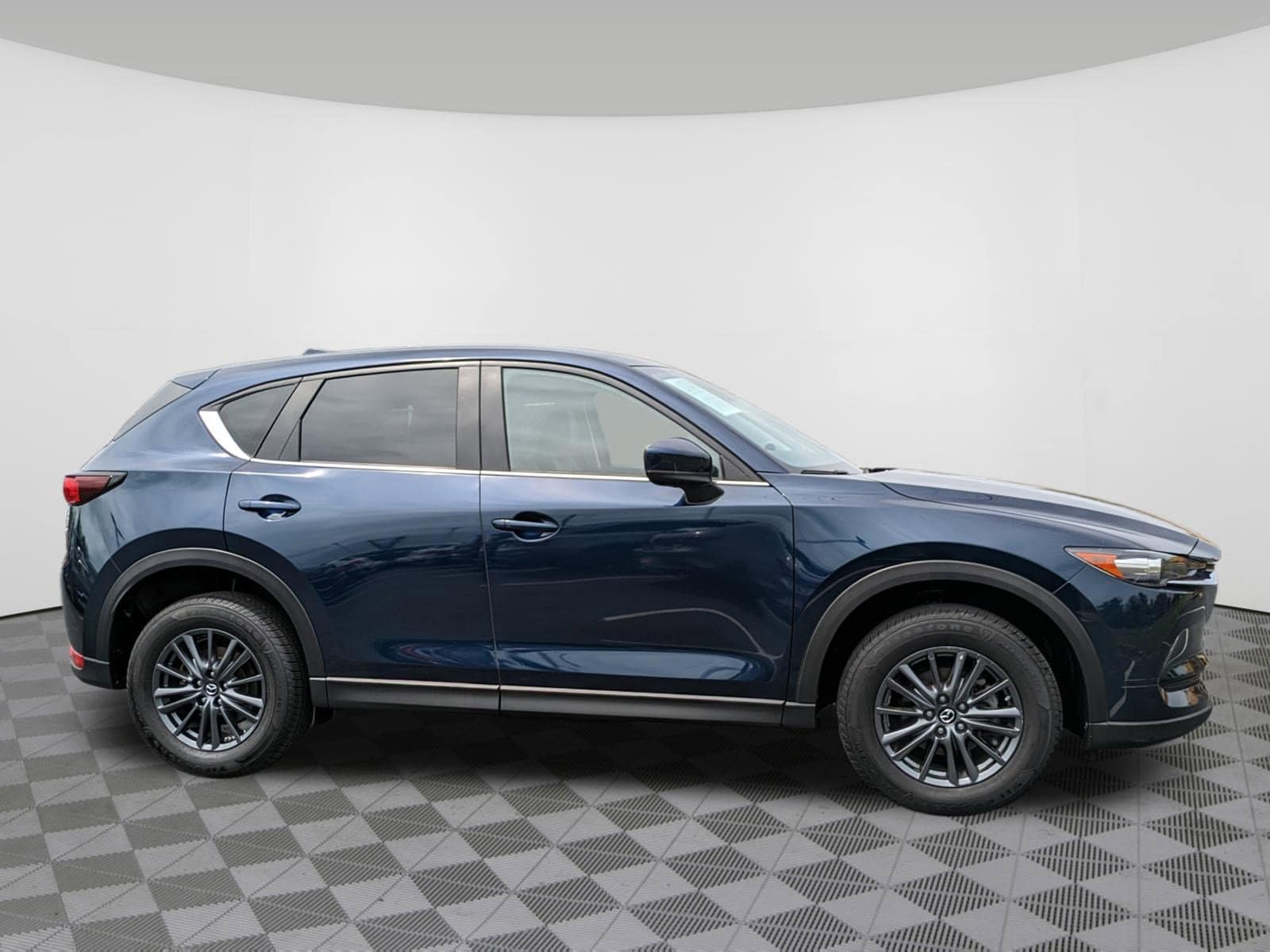 Used 2019 Mazda CX-5 Touring with VIN JM3KFBCM3K0685395 for sale in Batavia, OH