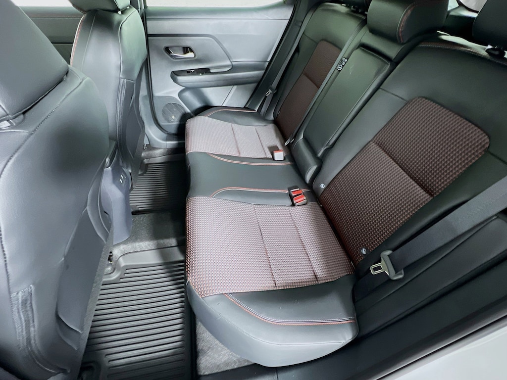 New 2026 Nissan Kicks SR SUV