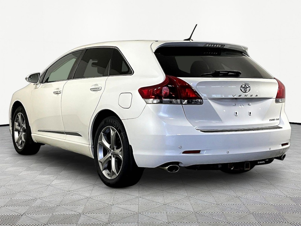 Used 2014 Toyota Venza XLE Crossover