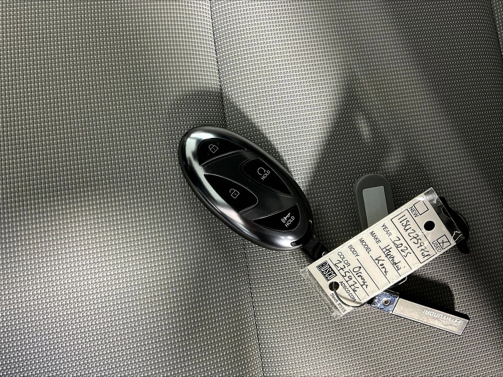2025 Hyundai Kona SEL - Photo 30