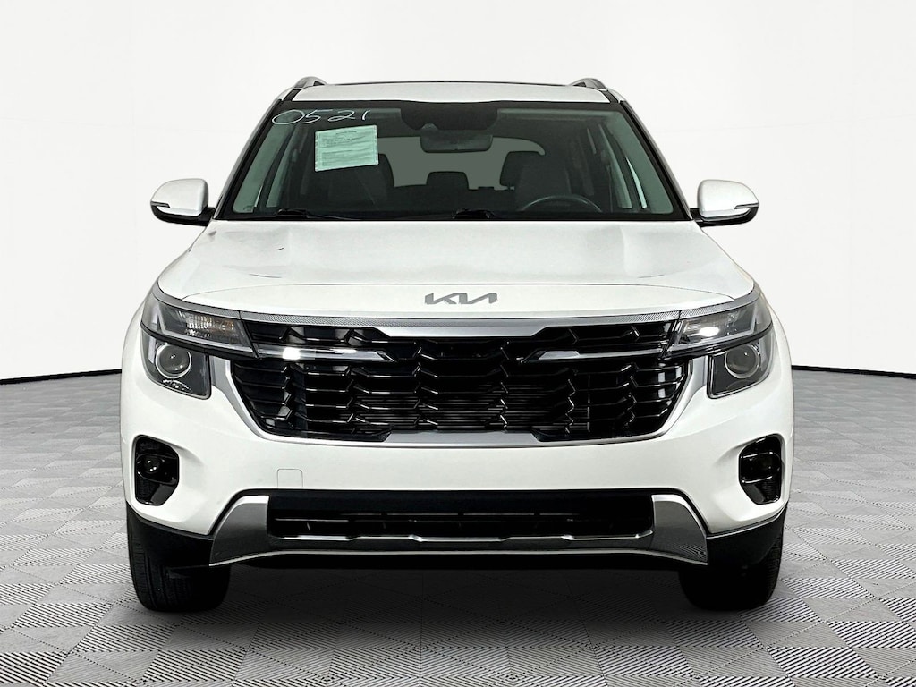 Used 2024 Kia Seltos EX SUV