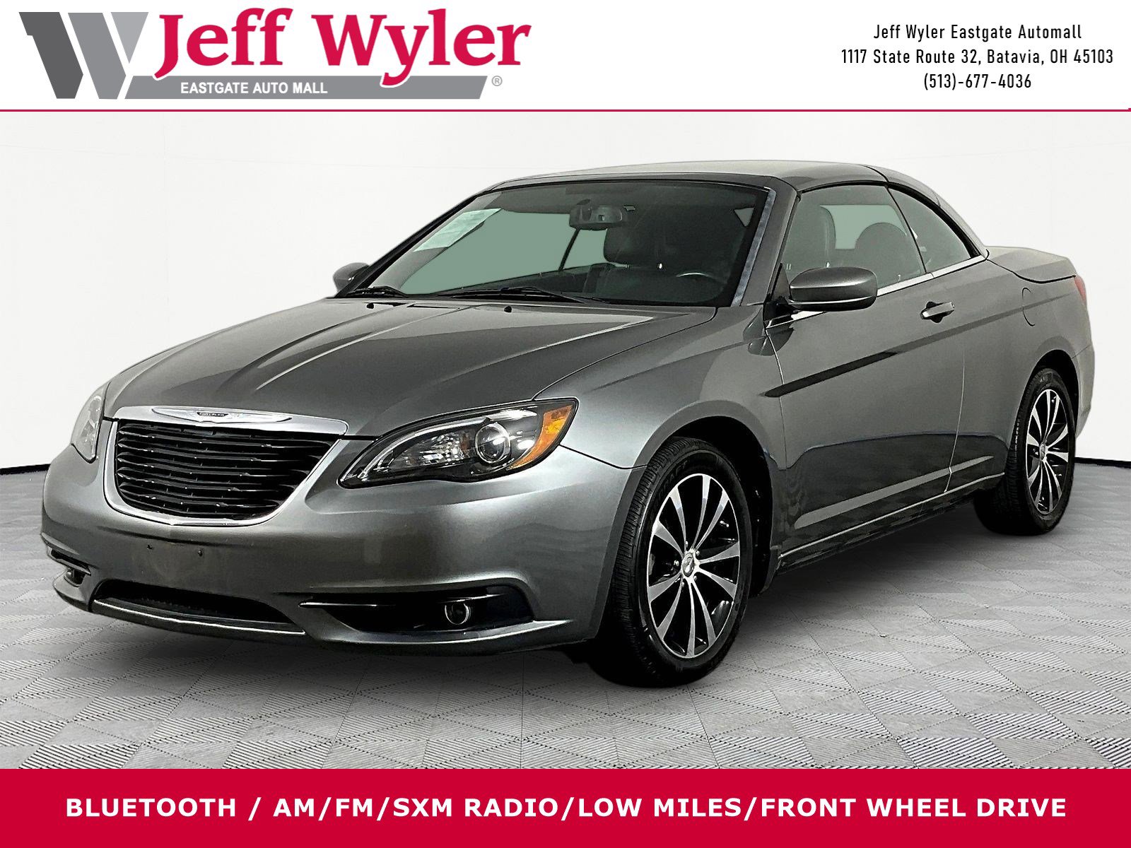 2011 Chrysler 200 S Convertible's photo