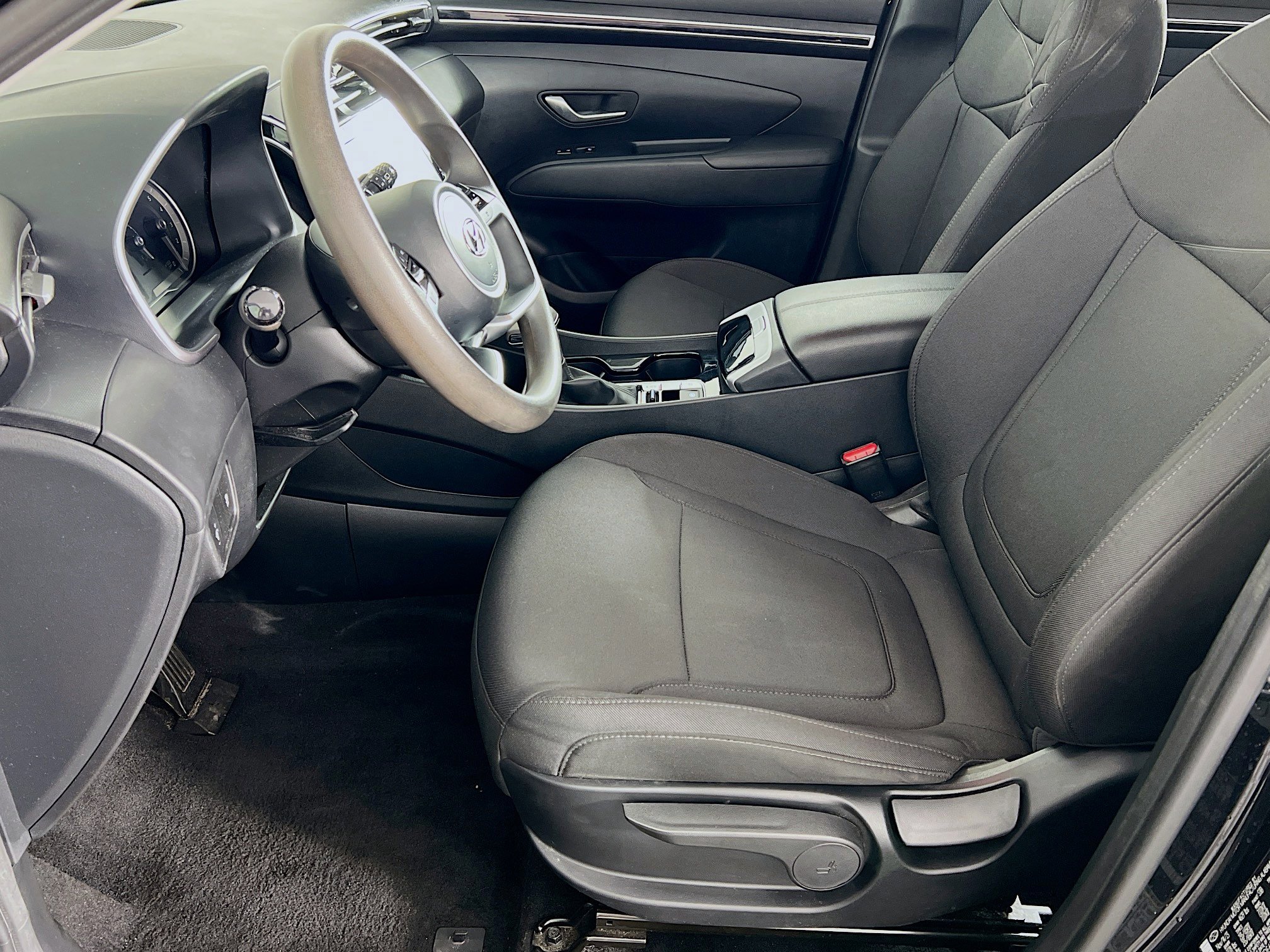 2024 Hyundai Tucson SE photo 3