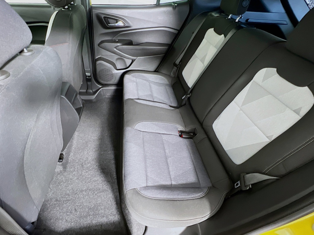 Used 2024 Chevrolet Trax 1RS SUV