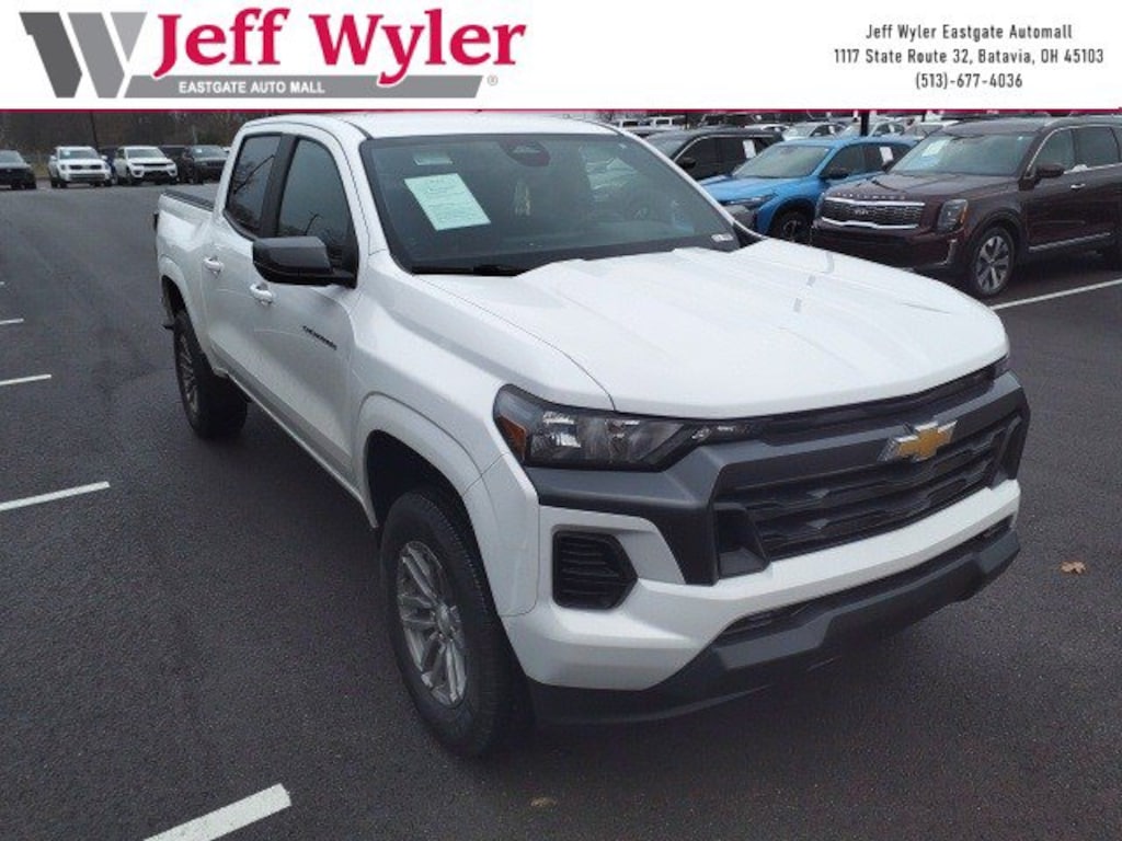 Used 2024 Chevrolet Colorado 2WD LT Truck Crew Cab