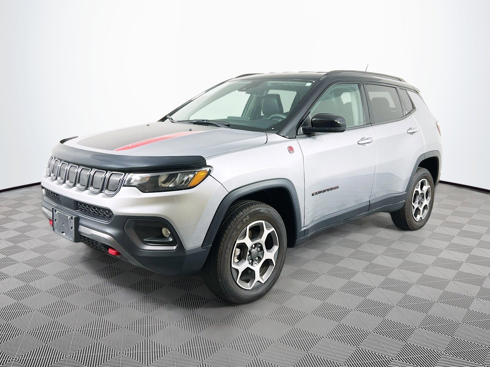 2022 Jeep Compass Trailhawk photo 2