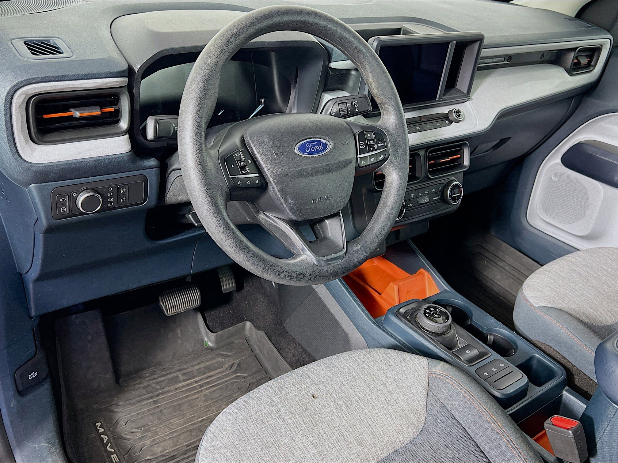 2022 Ford Maverick XLT photo 4