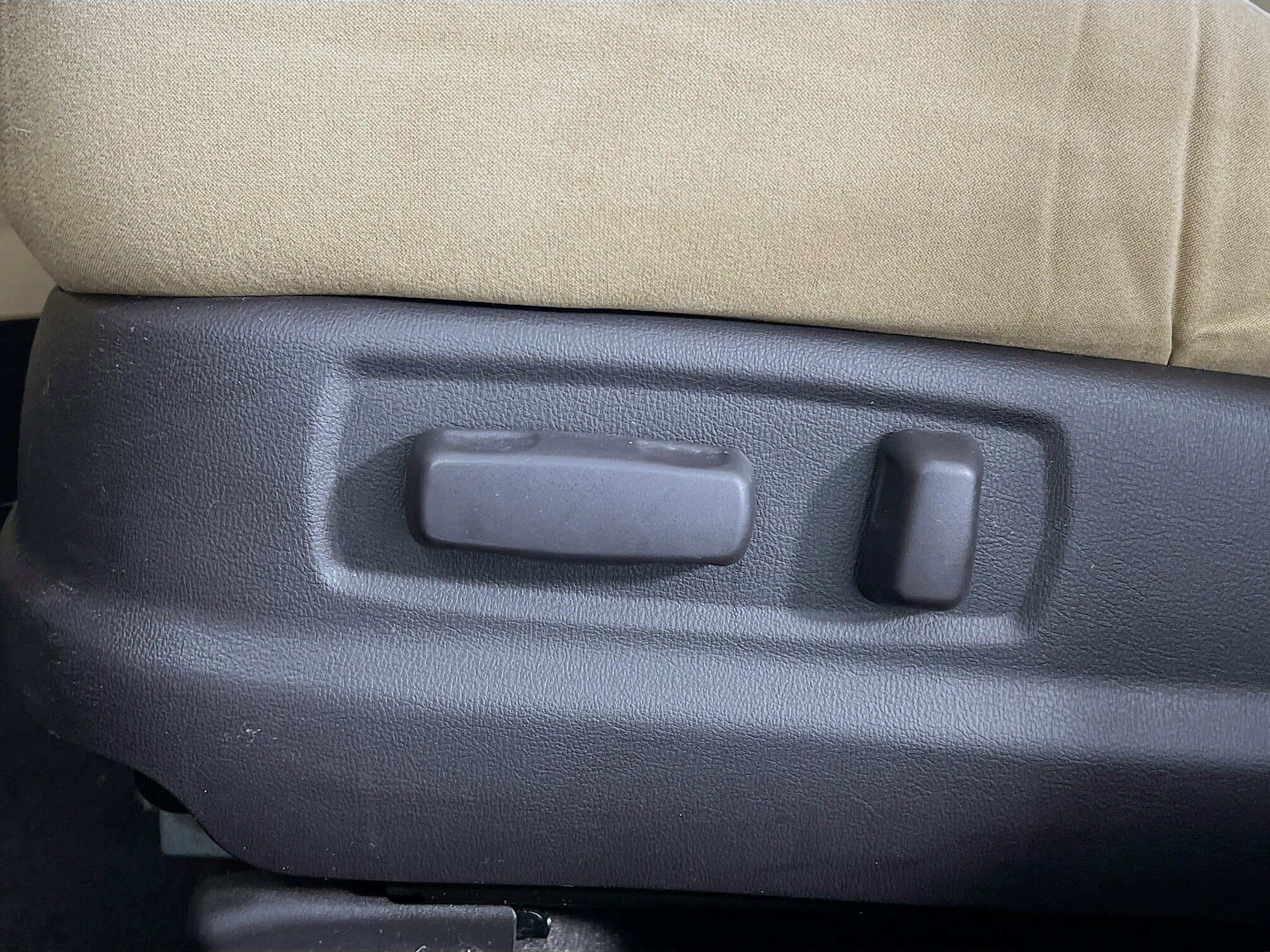 2010 Hyundai Sonata GLS photo 3