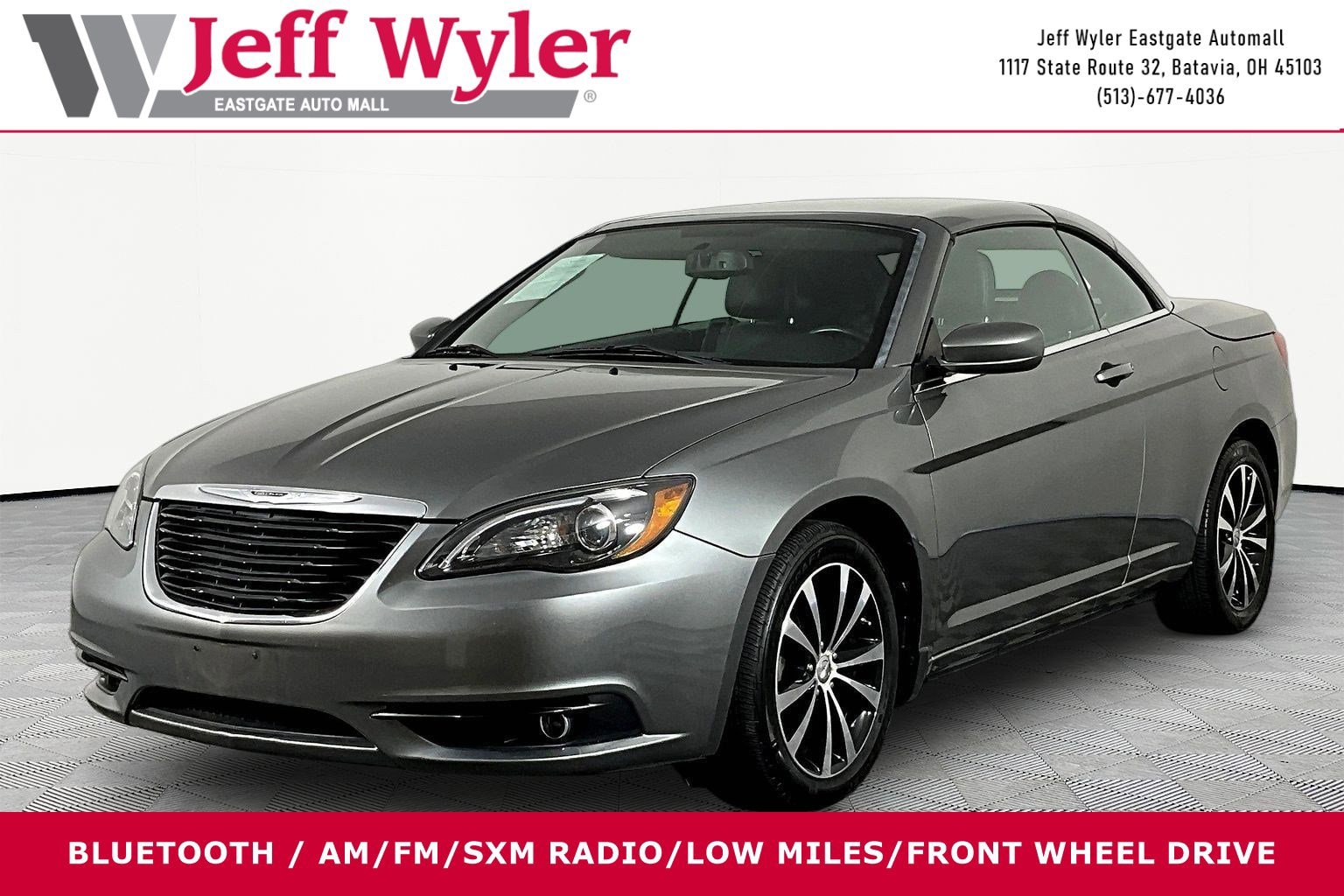 2011 Chrysler 200 S Convertible's photo
