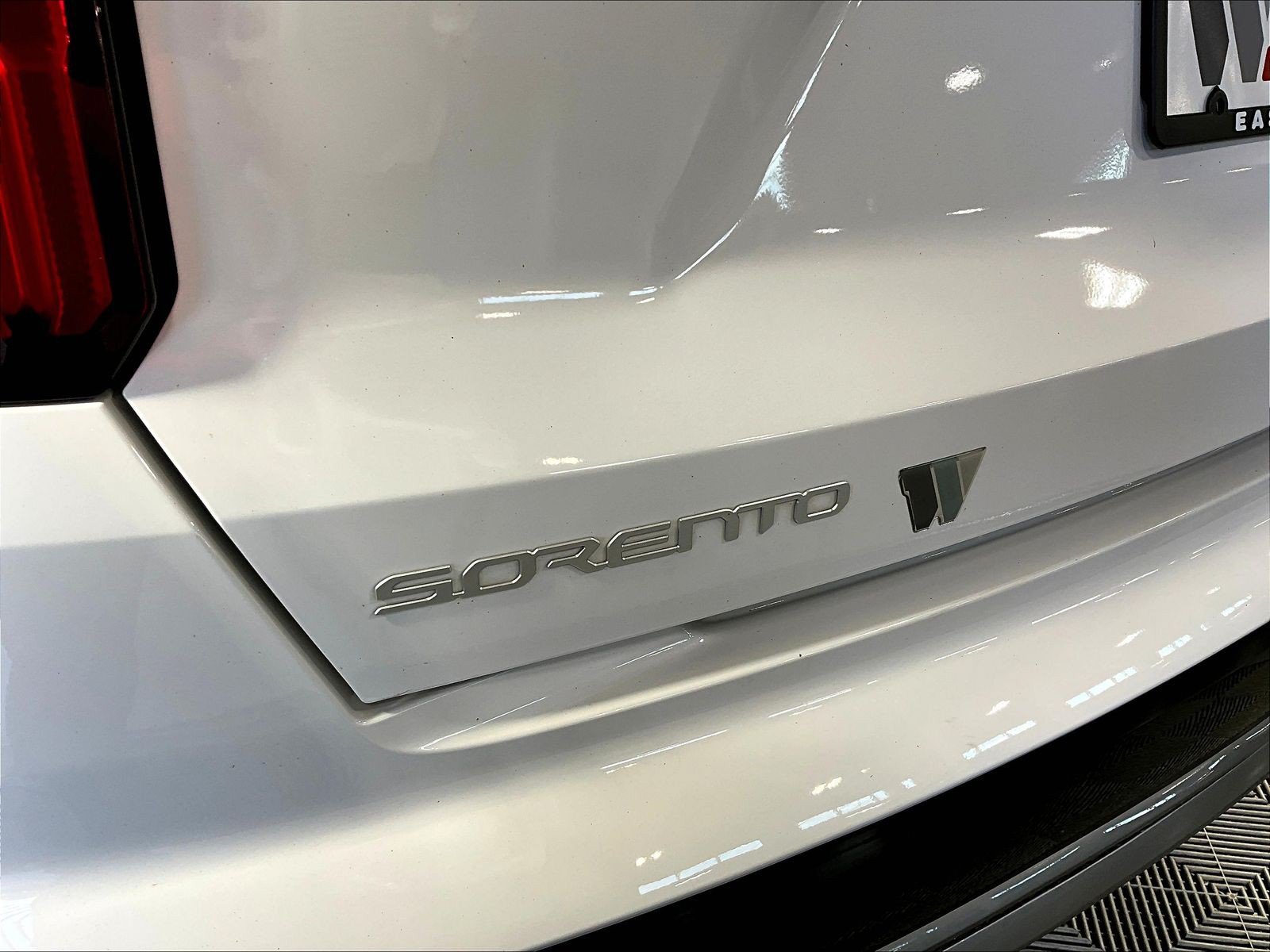 2023 Kia Sorento SX - Photo 27