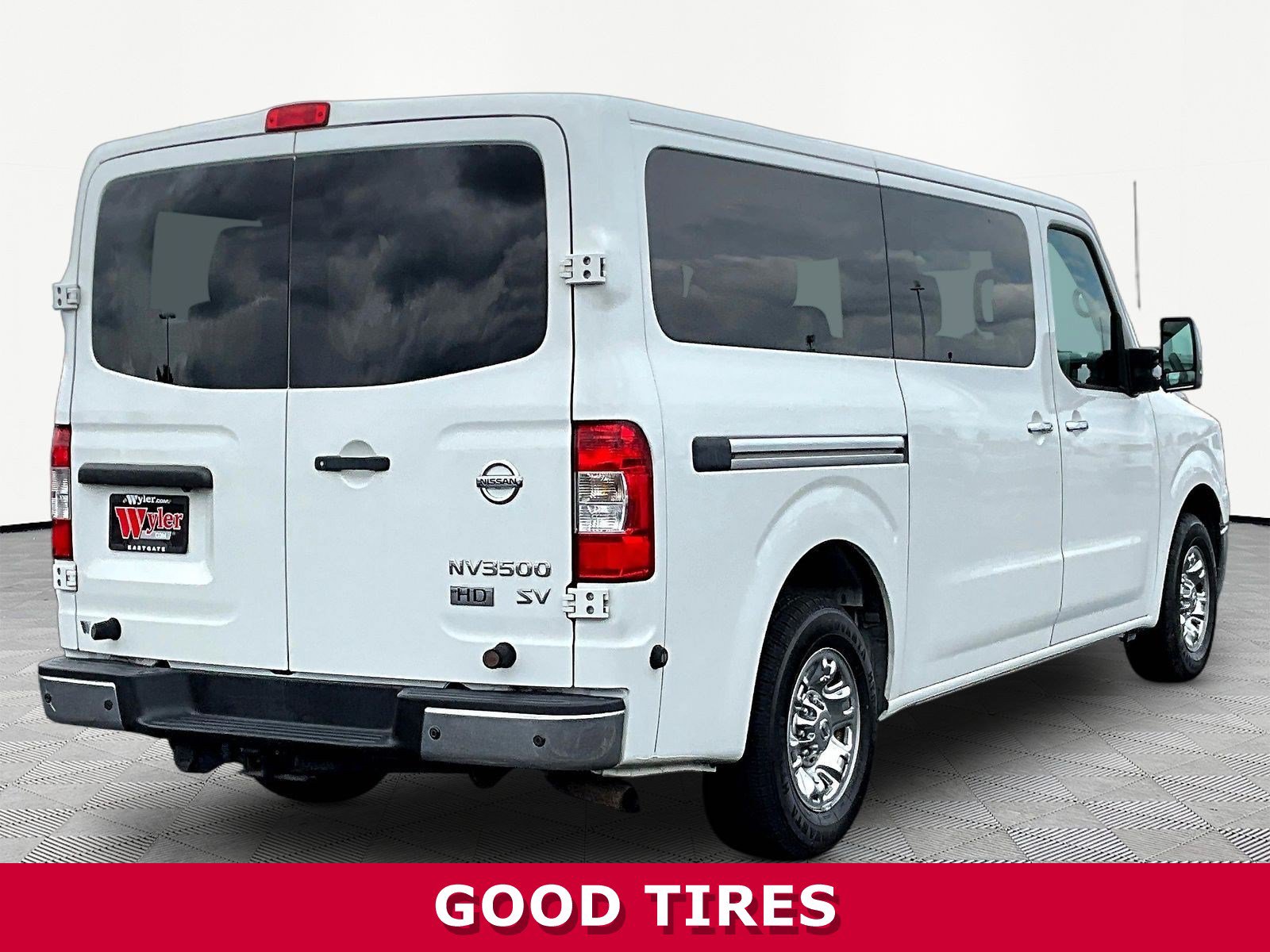 2016 Nissan NV Passenger SV - Photo 8
