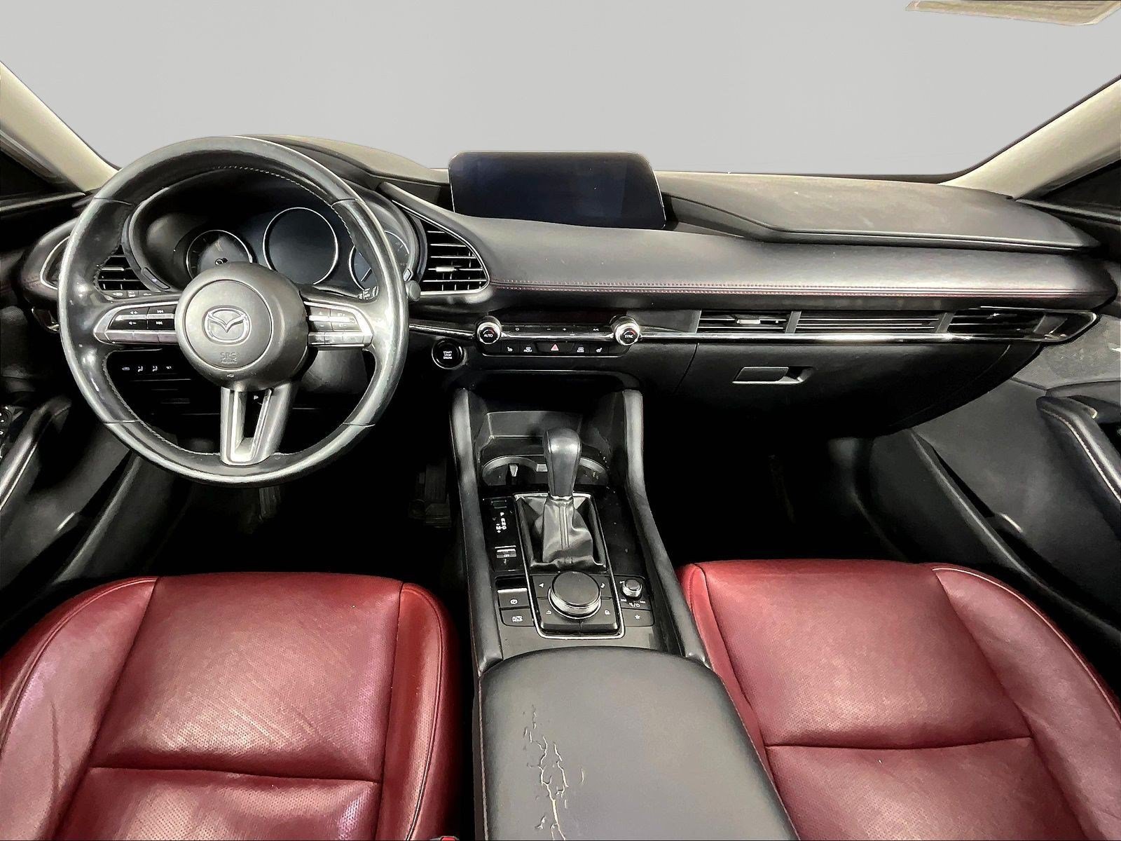 2022 Mazda Mazda3 Carbon Edition - Photo 10