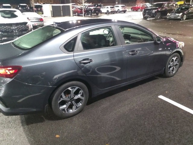 Used 2021 Kia Forte LXS with VIN 3KPF24AD3ME363788 for sale in Batavia, OH