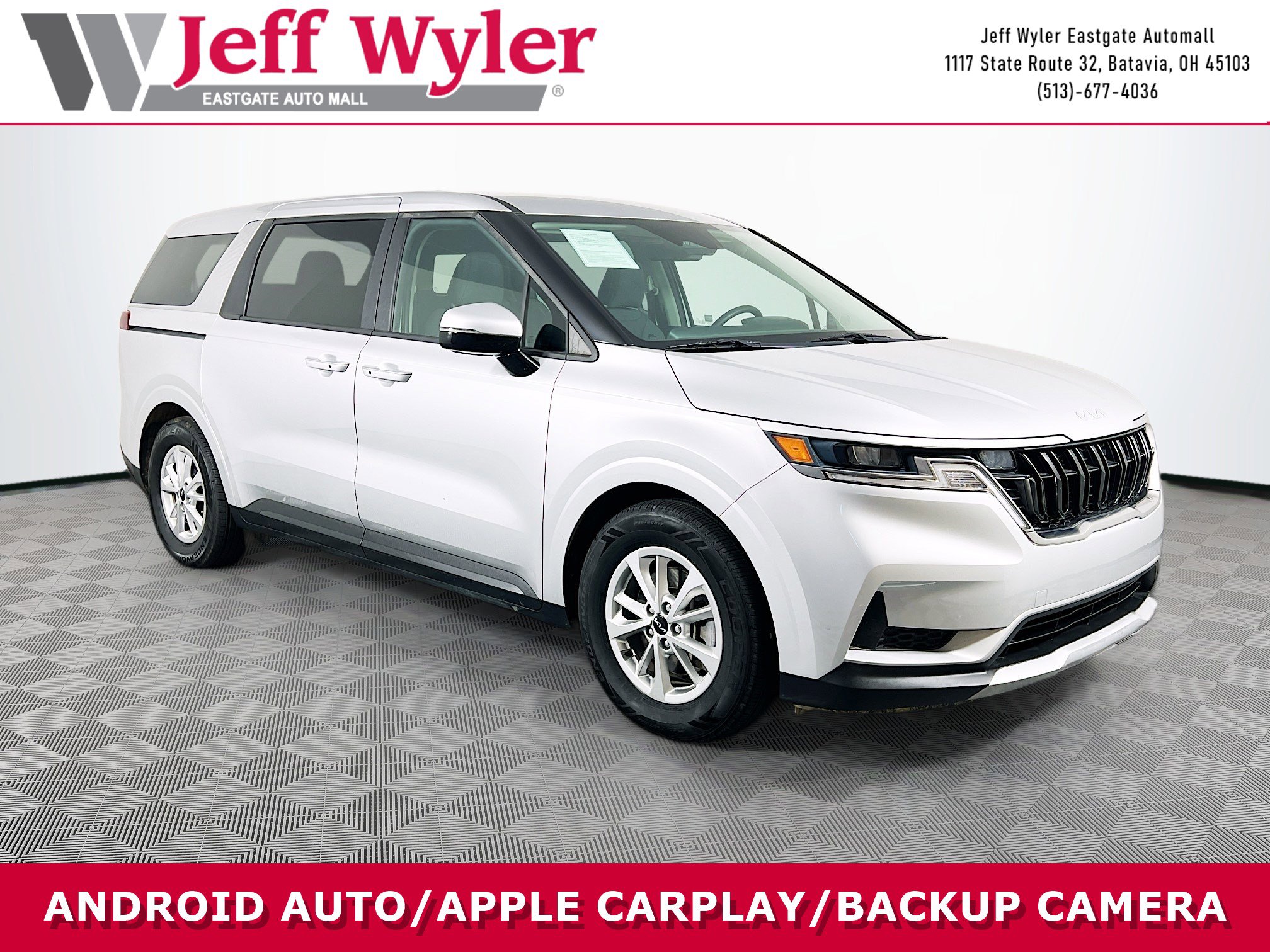 2023 Kia Carnival LX's photo