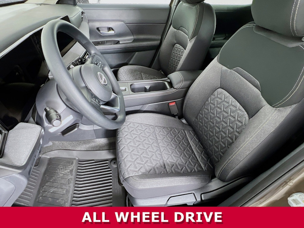 Used 2025 Nissan Kicks SV SUV