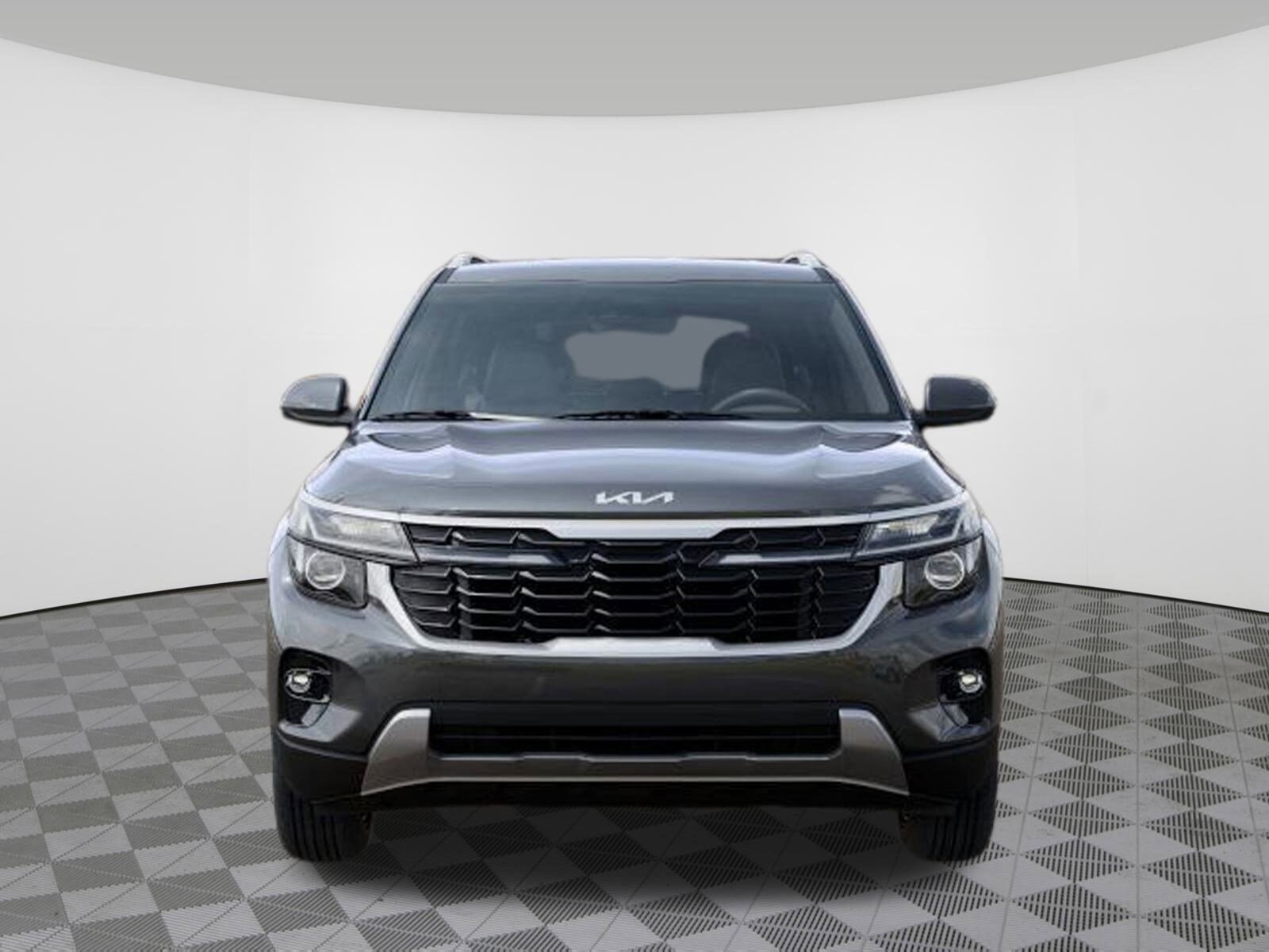 2026 Kia Seltos S photo 2