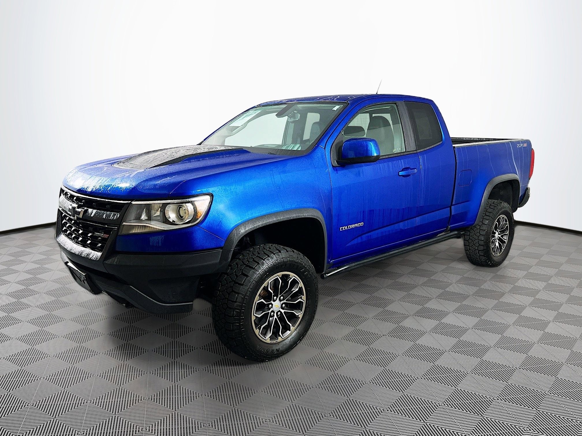 2019 Chevrolet Colorado ZR2 photo 2