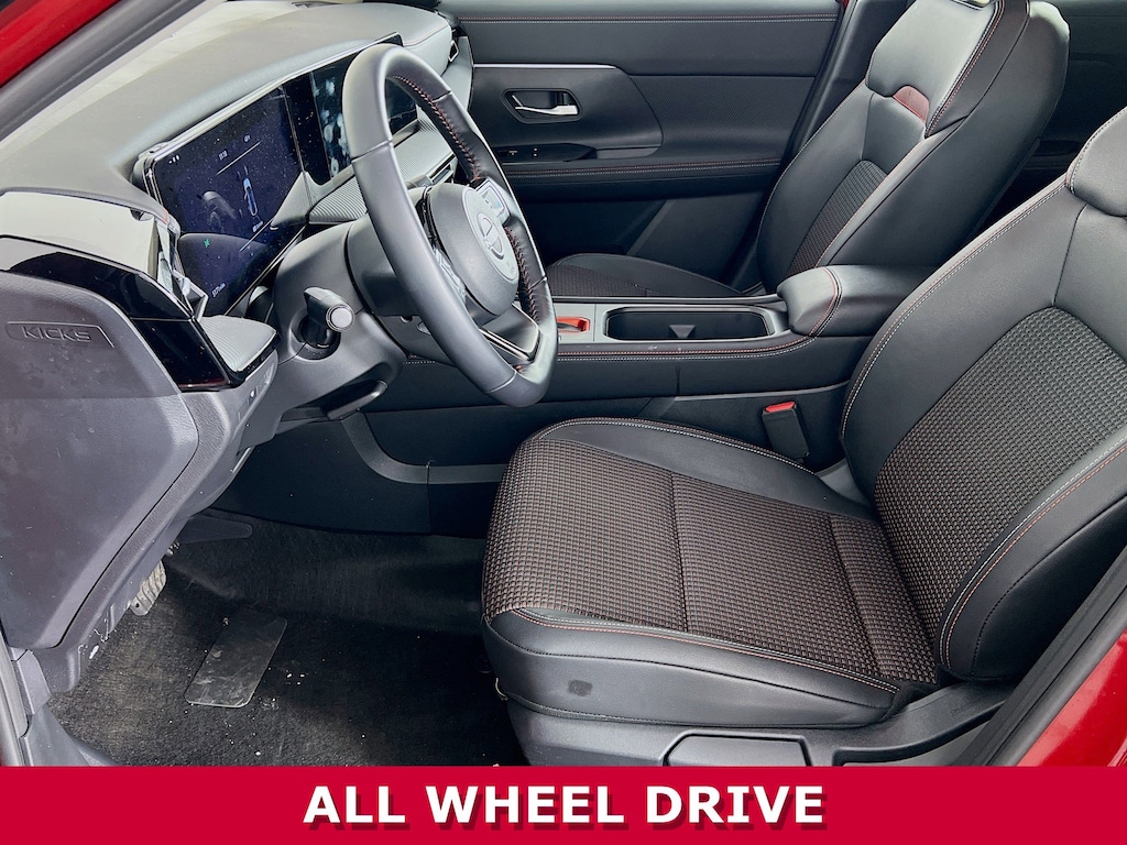 Used 2025 Nissan Kicks SR SUV