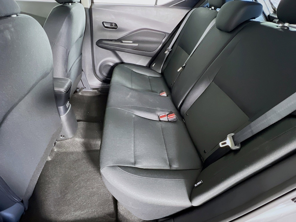 New 2025 Nissan Kicks Play S SUV