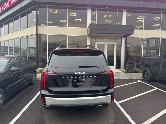 2024 Kia Telluride S photo 3