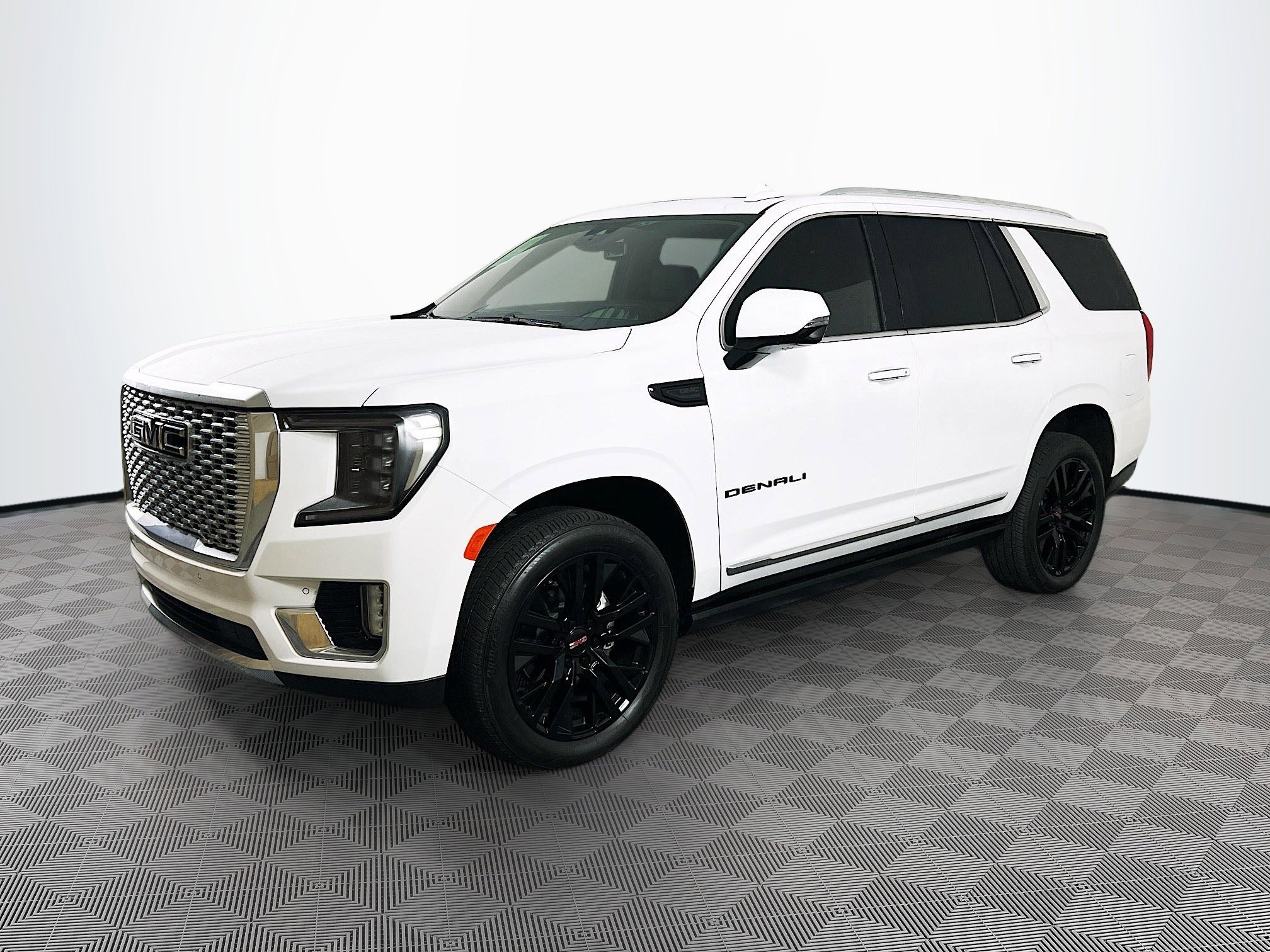 2023 Gmc Yukon Denali photo 2