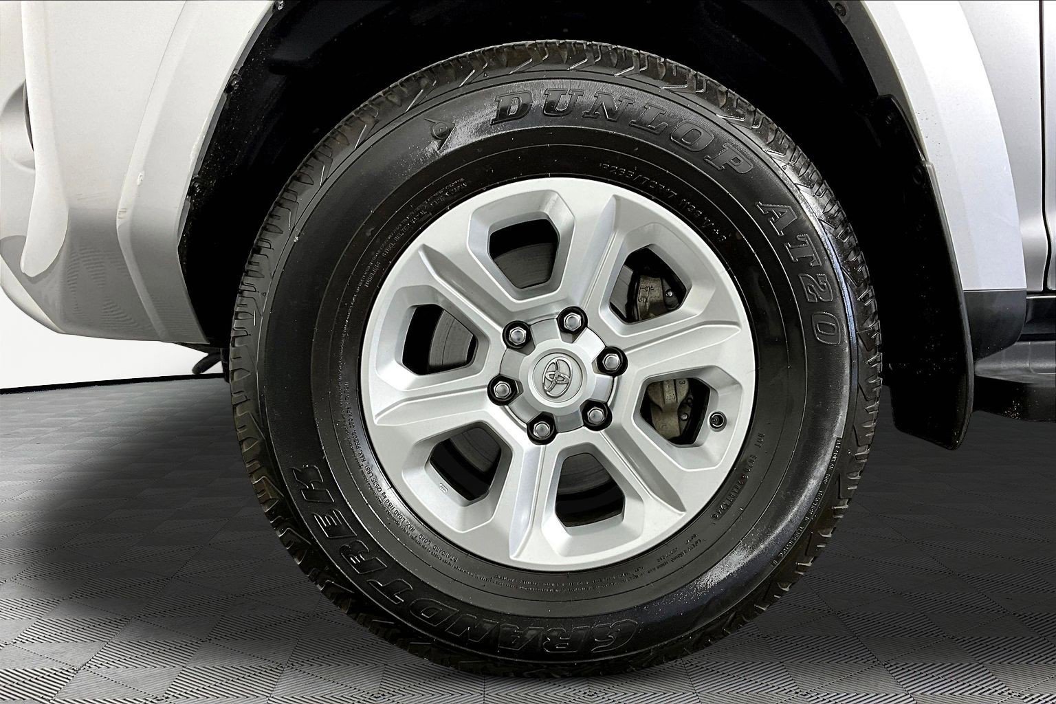 2024 Toyota 4Runner SR5 Premium - Photo 33
