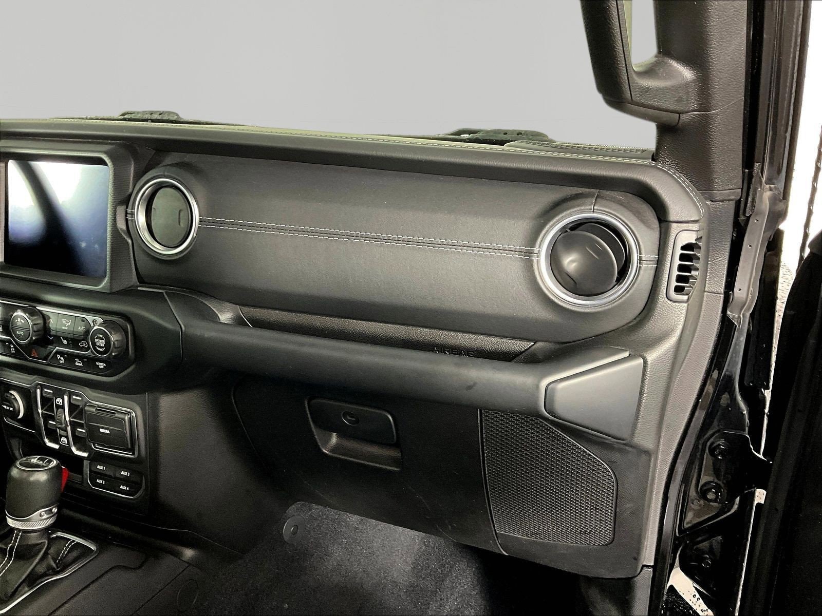 2020 Jeep Gladiator Overland - Photo 25