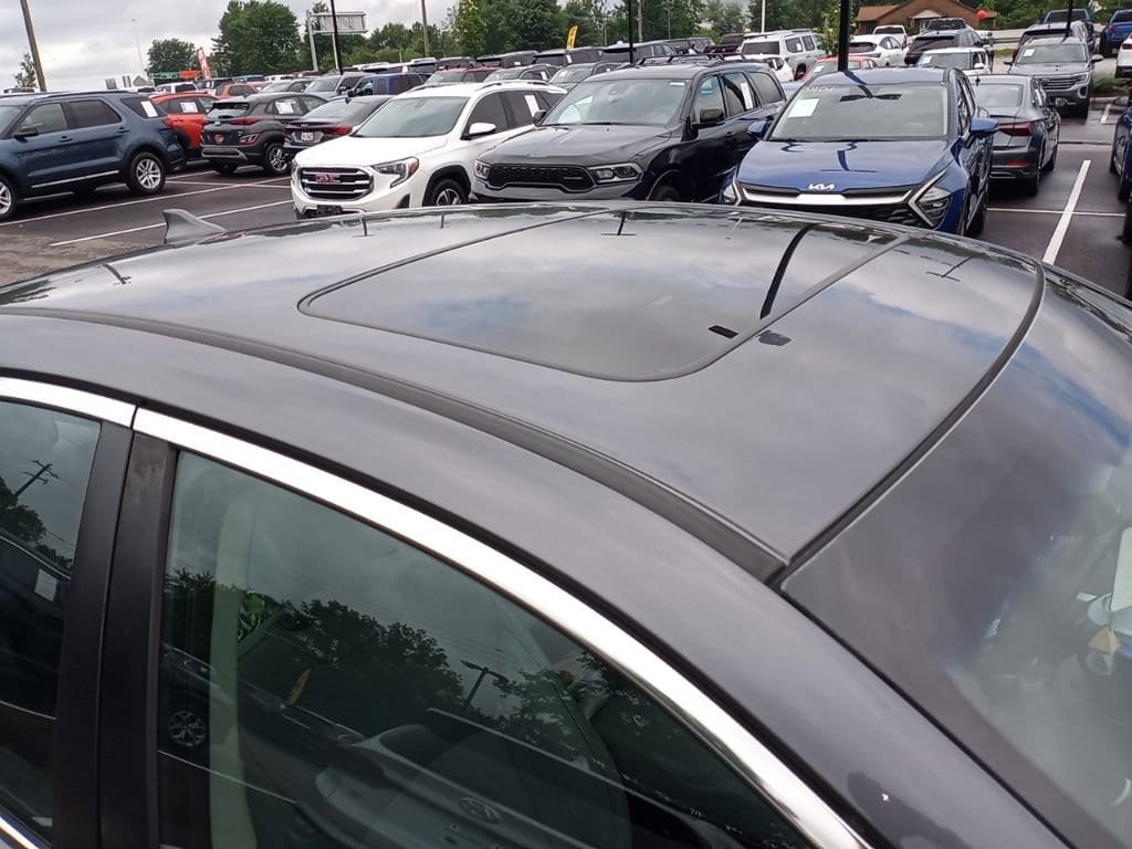 2018 Subaru Legacy Limited - Photo 8