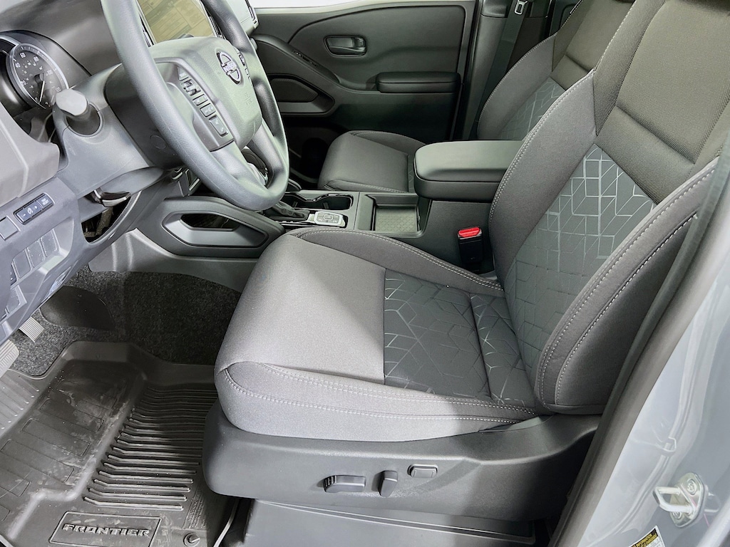 New 2026 Nissan Frontier SV Truck Crew Cab