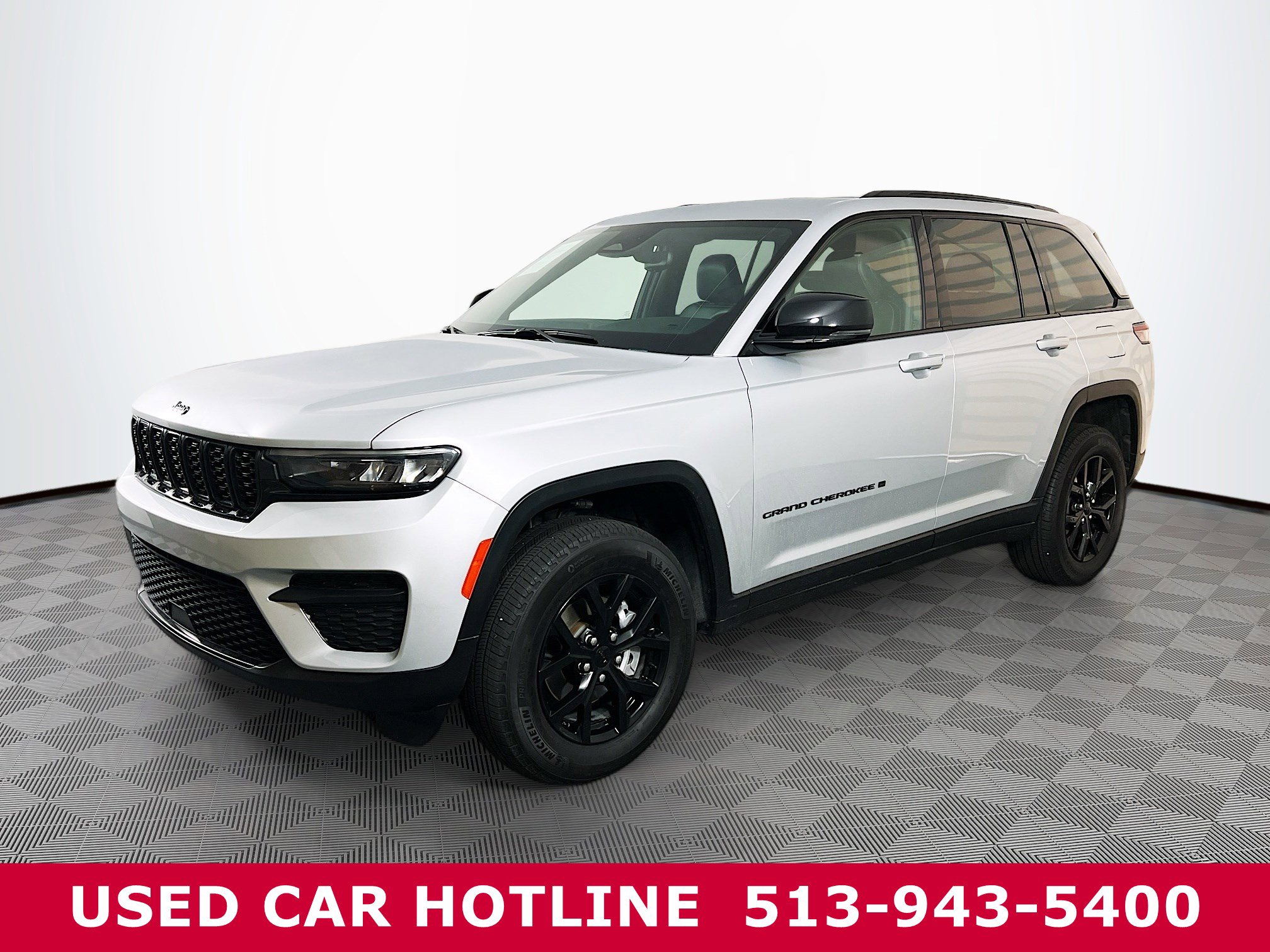2024 Jeep Grand Cherokee Altitude X photo 2