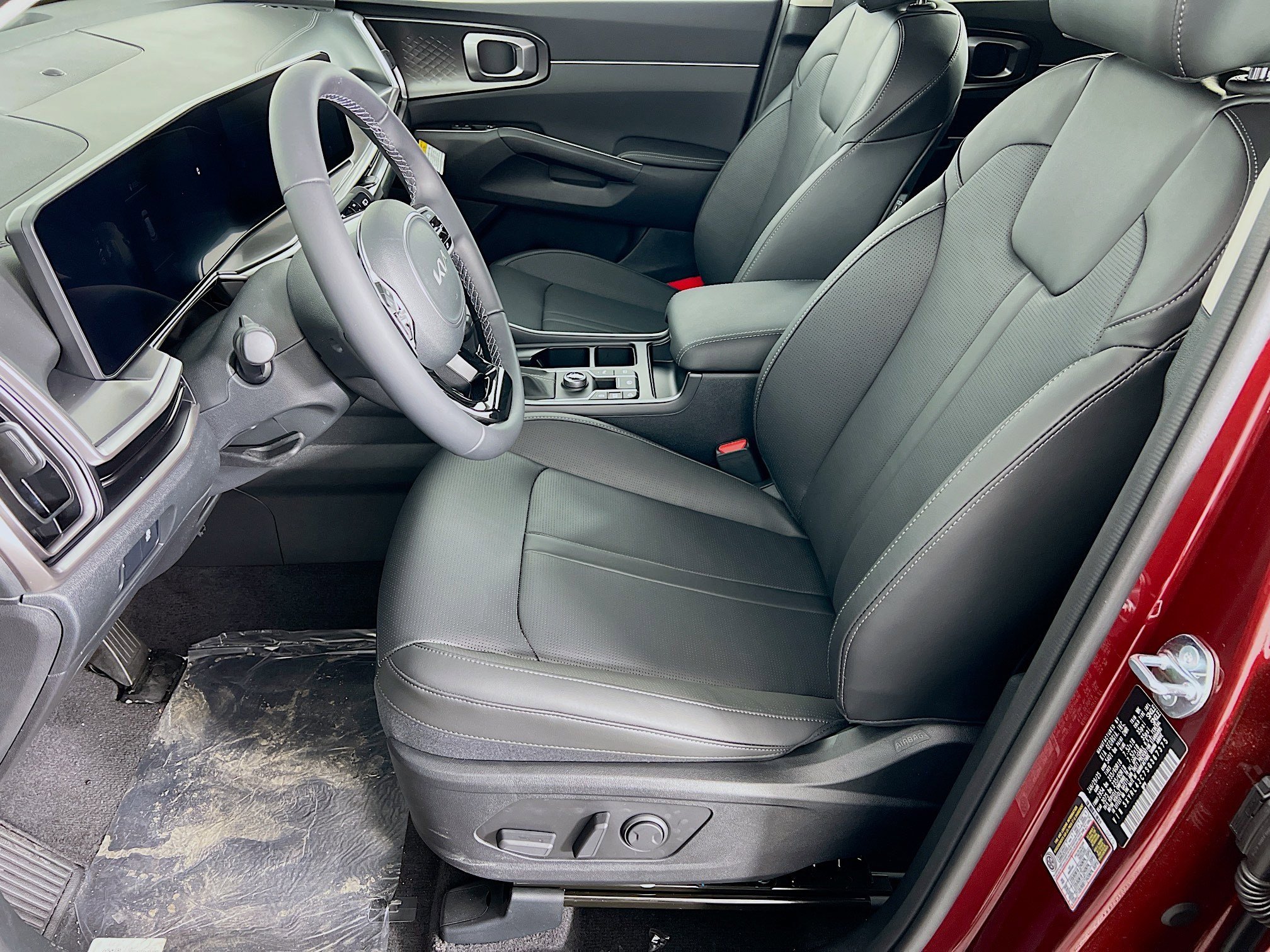 2025 Kia Sorento S photo 3