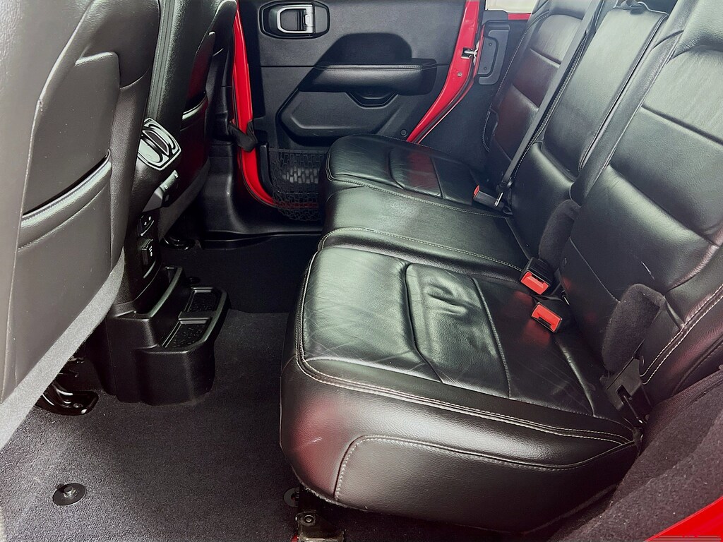 Used 2018 Jeep Wrangler Unlimited Sahara SUV