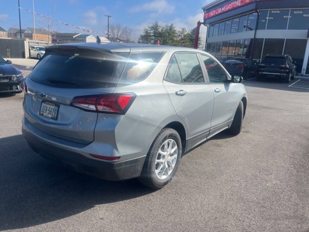 Used 2023 Chevrolet Equinox LS SUV