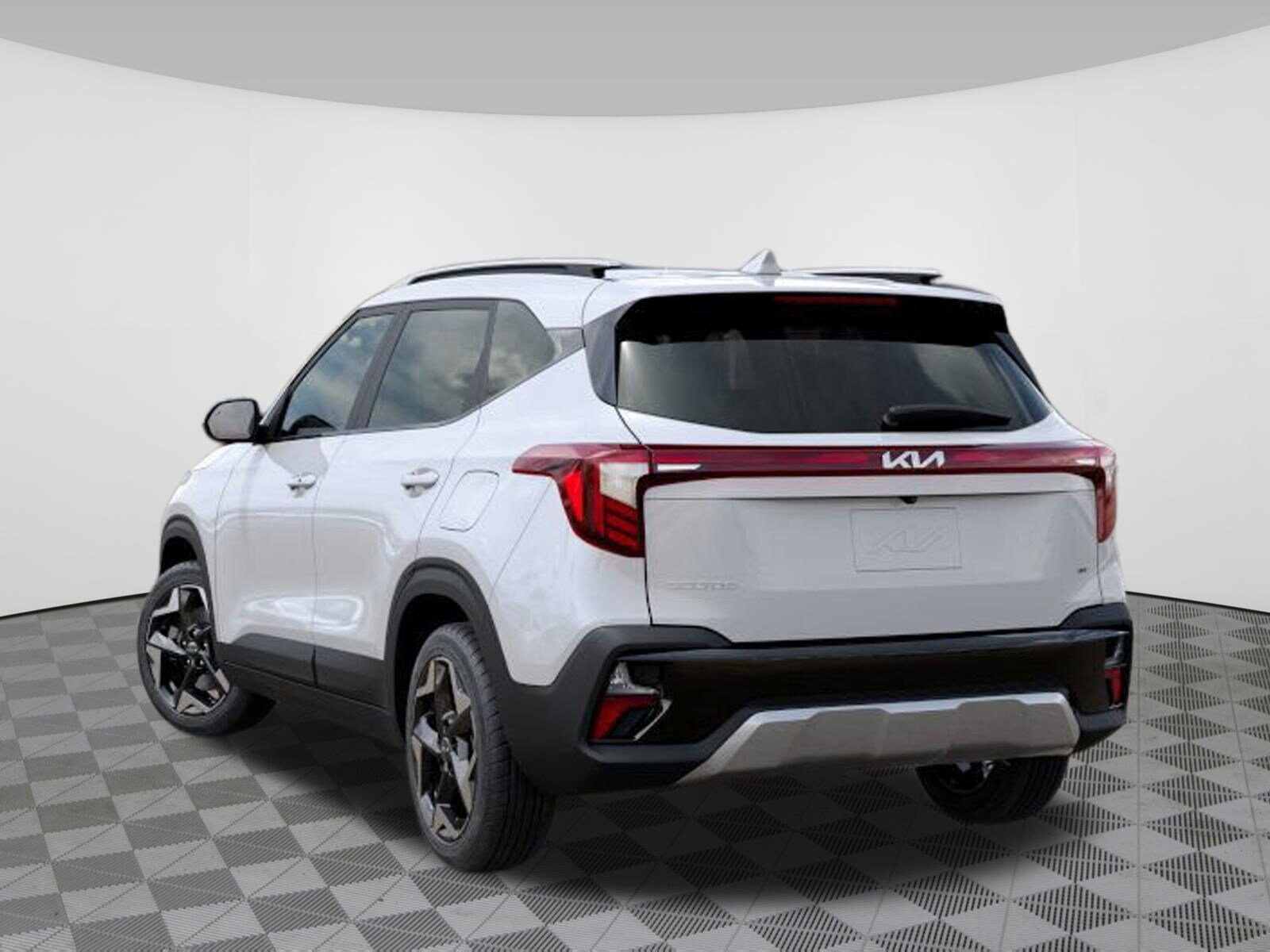 2026 Kia Seltos S photo 4