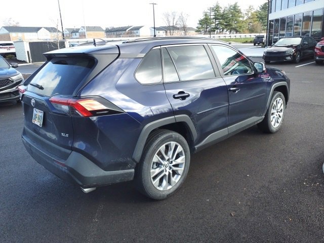 2023 Toyota RAV4 XLE Premium photo 2