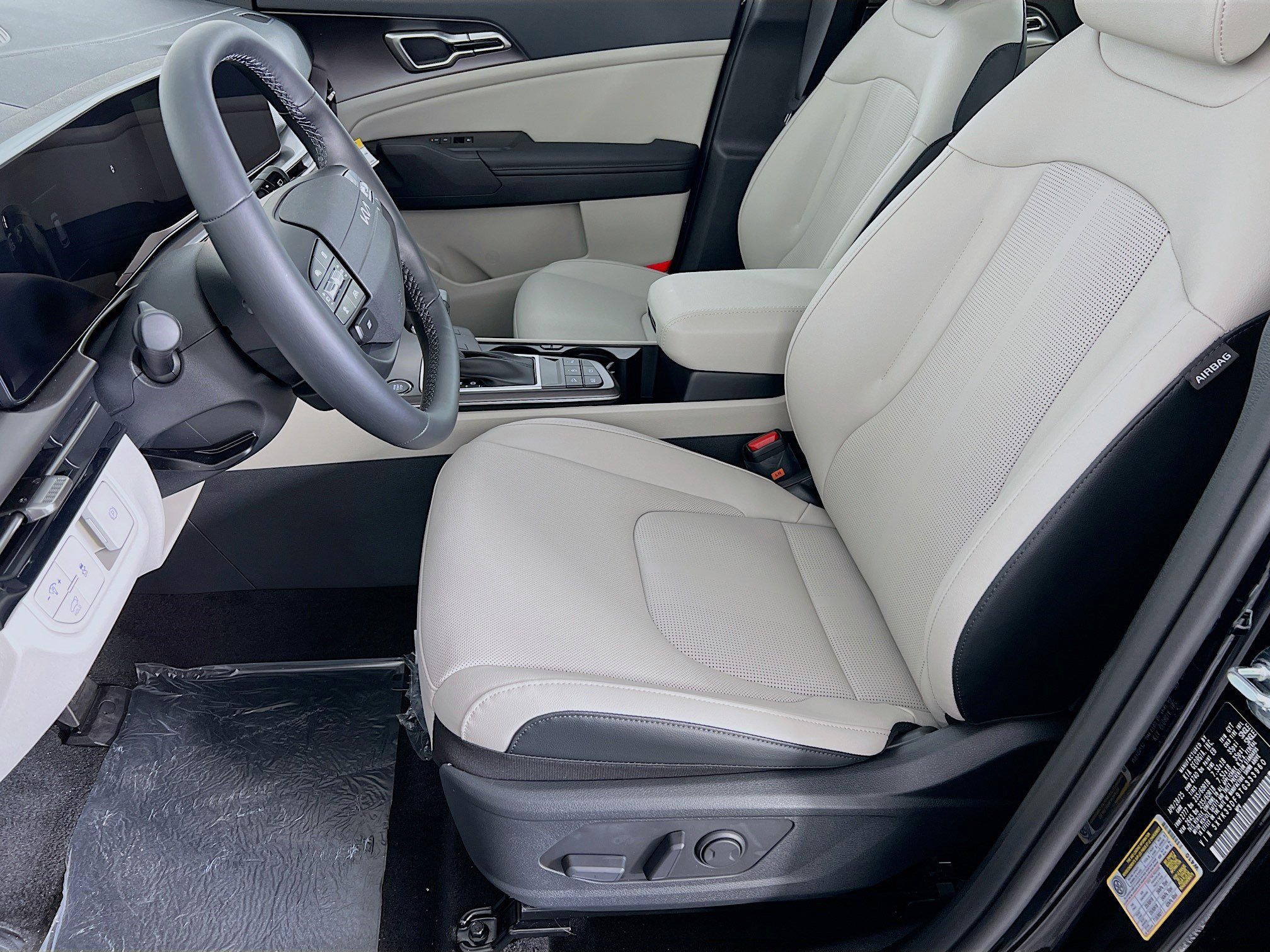 2026 Kia Sportage EX photo 3
