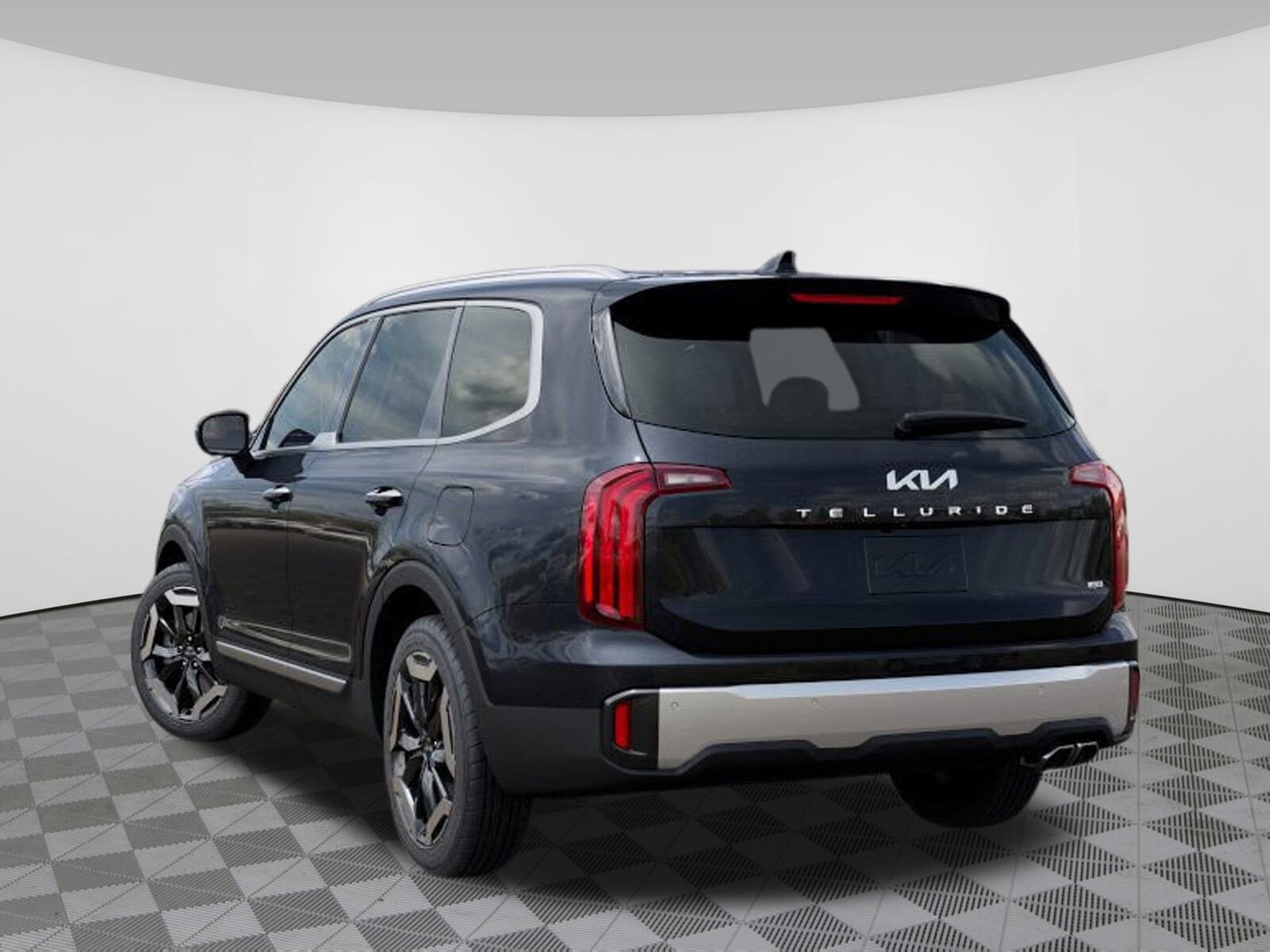 2025 Kia Telluride S photo 4