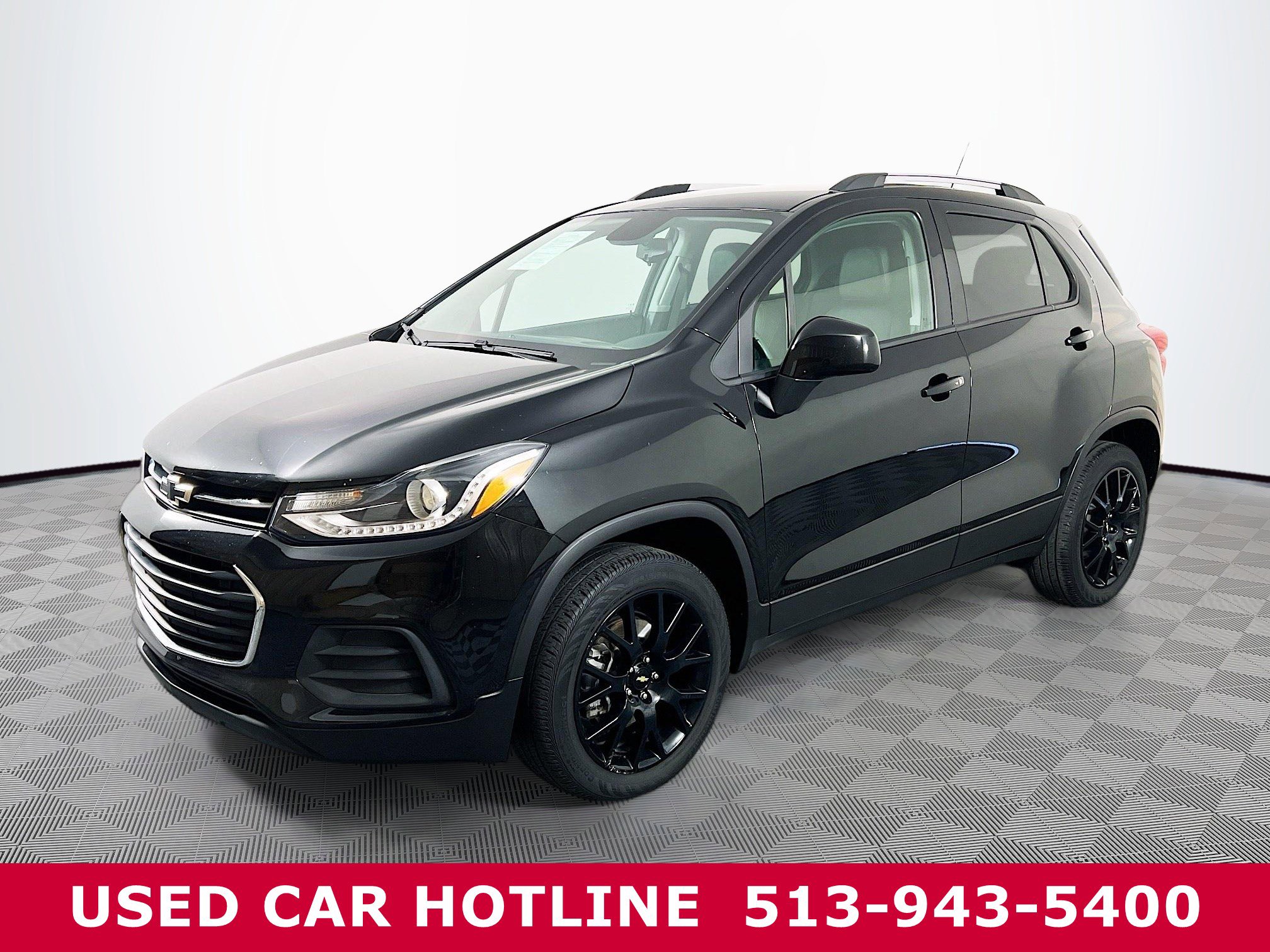 2022 Chevrolet Trax LT photo 2