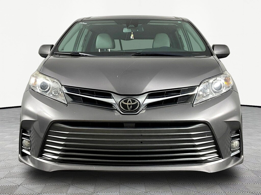 Used 2019 Toyota Sienna XLE Auto Access Seat Van