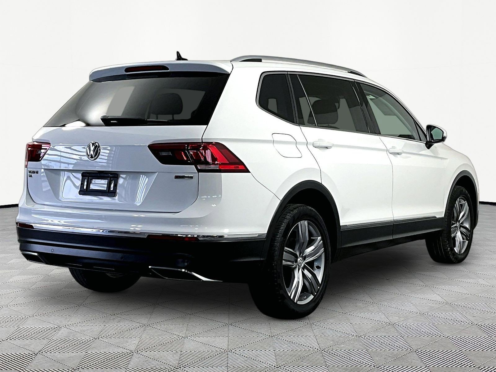 2020 Volkswagen Tiguan SEL - Photo 6